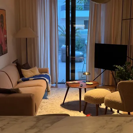 Capitol Apartment *