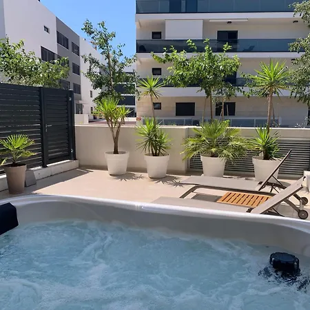 Capitol Exclusive With Private Terrace *